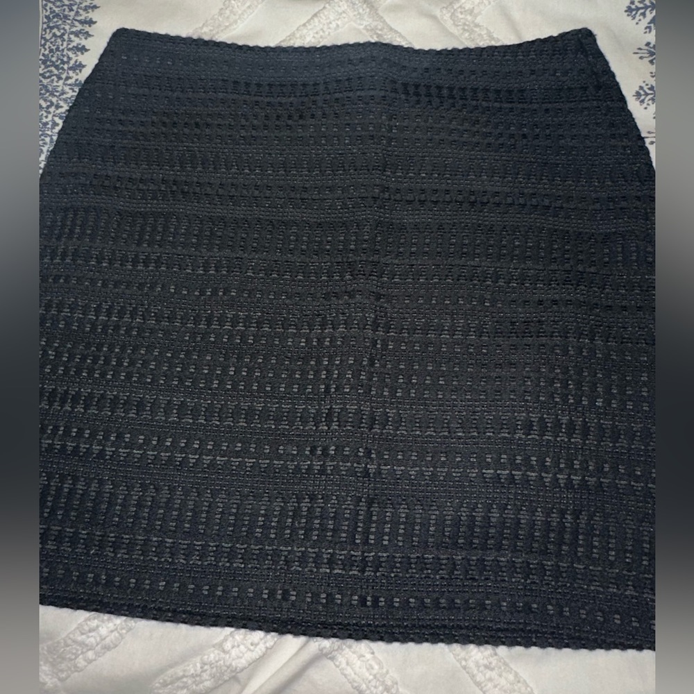 Black H&M skirt - tag says size 10, but definitely fits more like a 6/8